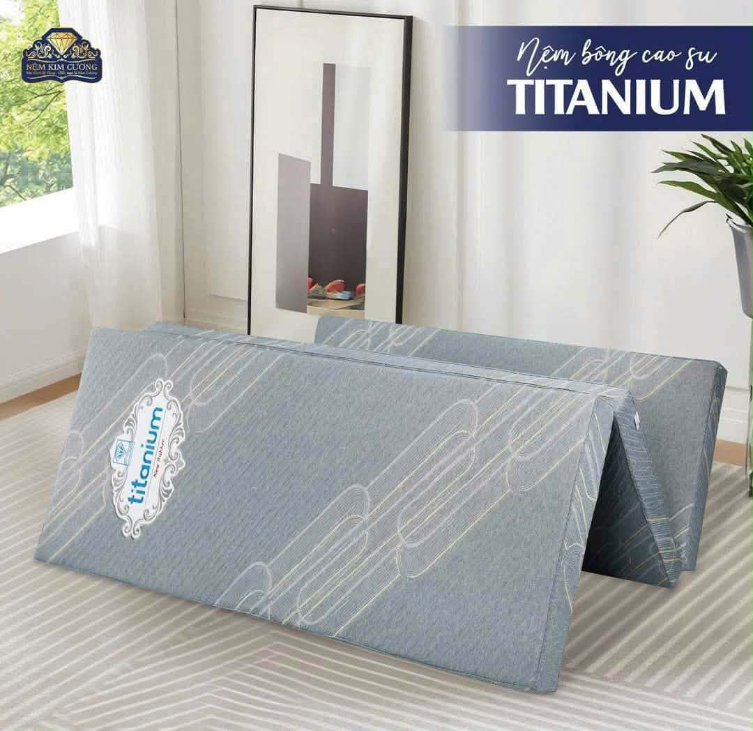 Nem bong ep cao su kim cuong Titanium 4